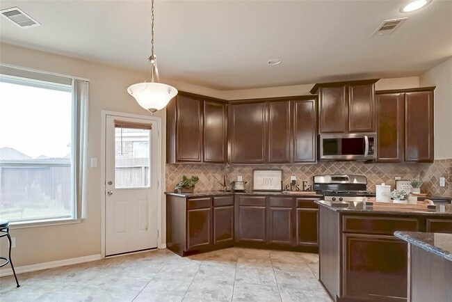 Building Photo - 15023 Russet Bend Ln