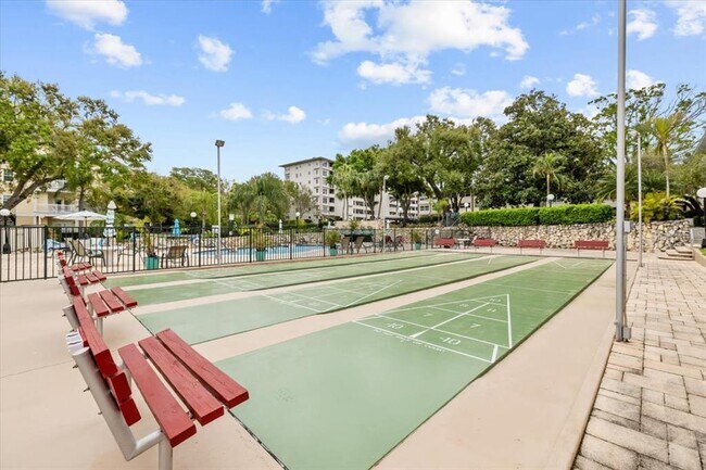 Building Photo - 1235 S Highland Ave