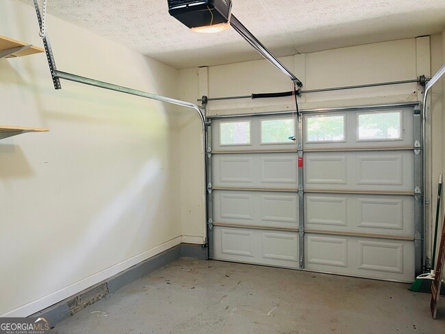 Building Photo - 28 Bowers Dr