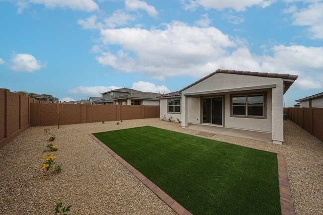 Building Photo - 4 Bedroom in Asante Community