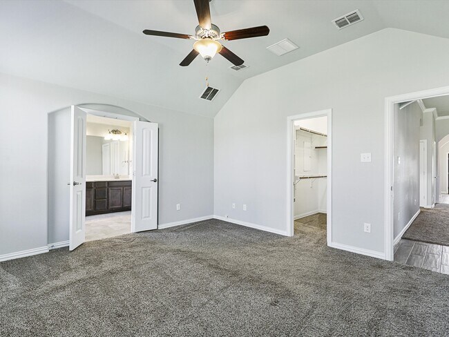 Corner of primary bedroom. Walk in closet on right, primary bathroom on left. - 836 Caliente Pass