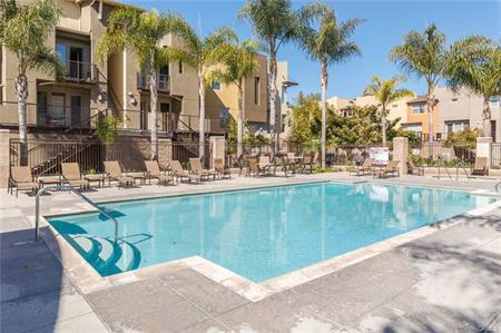 Building Photo - 5401 W 149th Plz