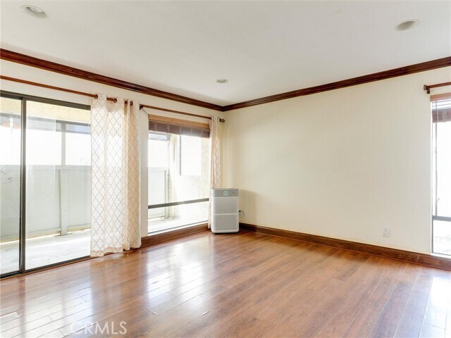 Building Photo - 834 15th St