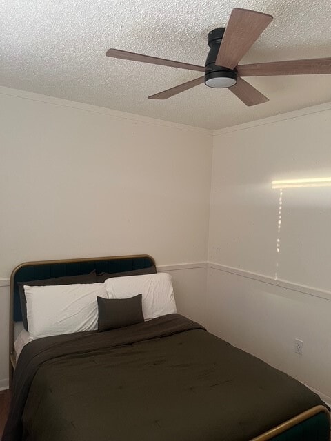 Building Photo - 16818 Rockbend