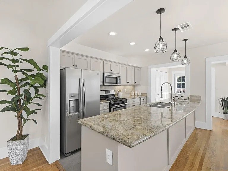 Building Photo - 3315 Gregory St