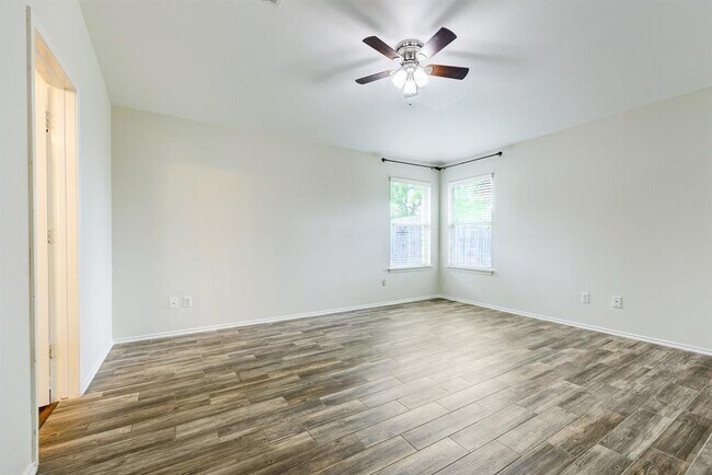 Building Photo - 12017 Buzz Schneider Ln