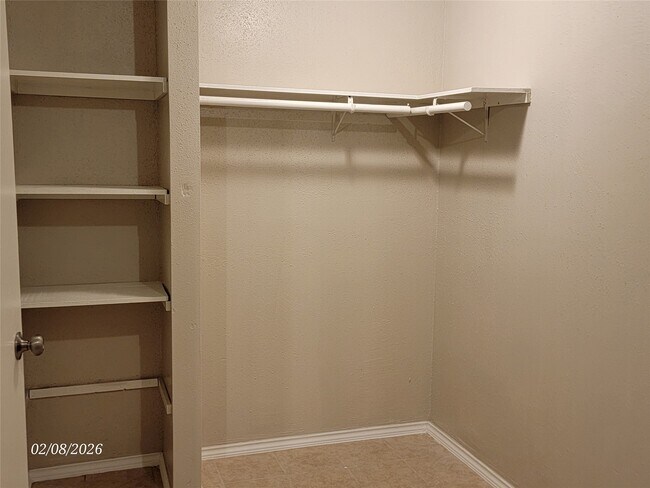 Building Photo - 11654 Woodbuck Trail