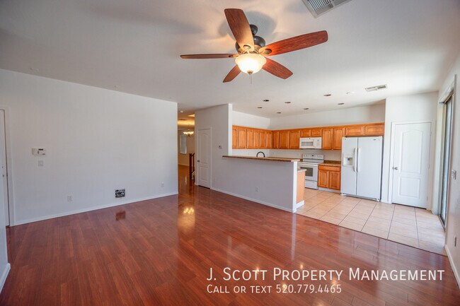 Building Photo - 3425 E Bartlett Dr