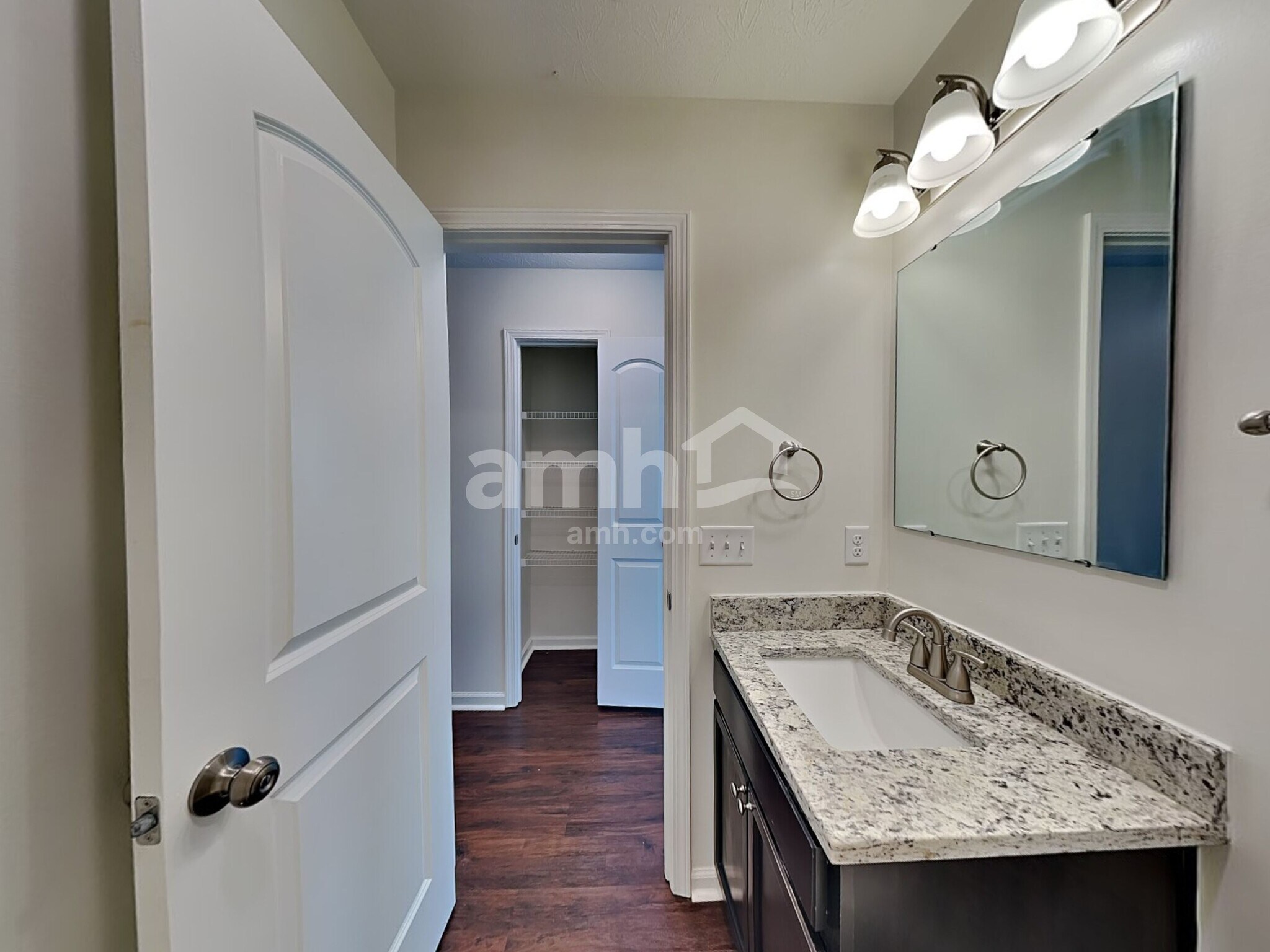 Building Photo - 222 Rambling Rd