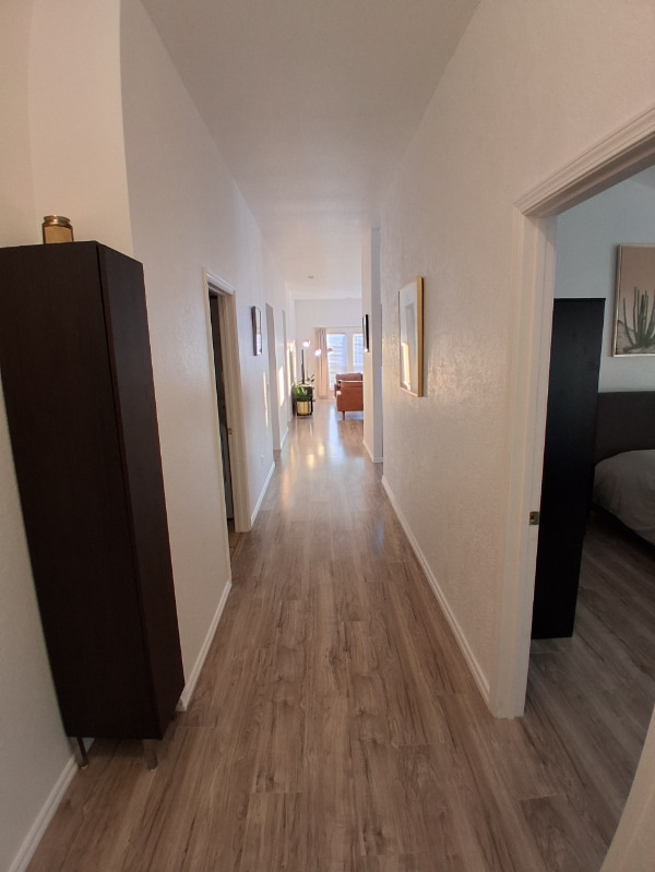 Building Photo - 2 Cloverdale and Wheatland