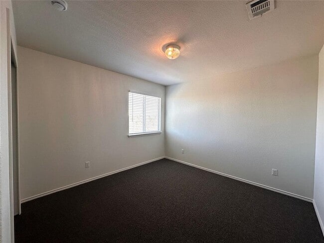 Building Photo - 11909 Big Sky Dr