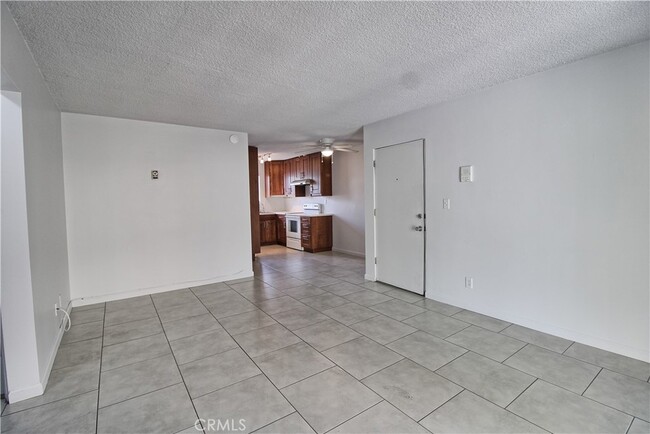 Primary Photo - 807 E Cottonwood Rd