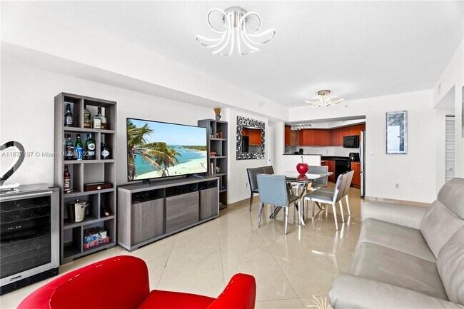 Building Photo - 16699 Collins Ave