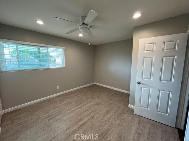Building Photo - 10436 Amestoy Ave