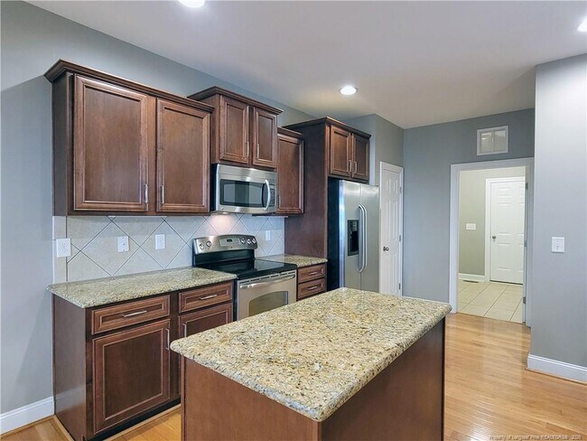 Building Photo - 414 Banagher Ln