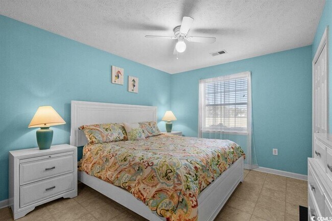 Building Photo - 637 Waterway Village Blvd