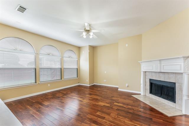 Building Photo - 2832 Bluffview Dr