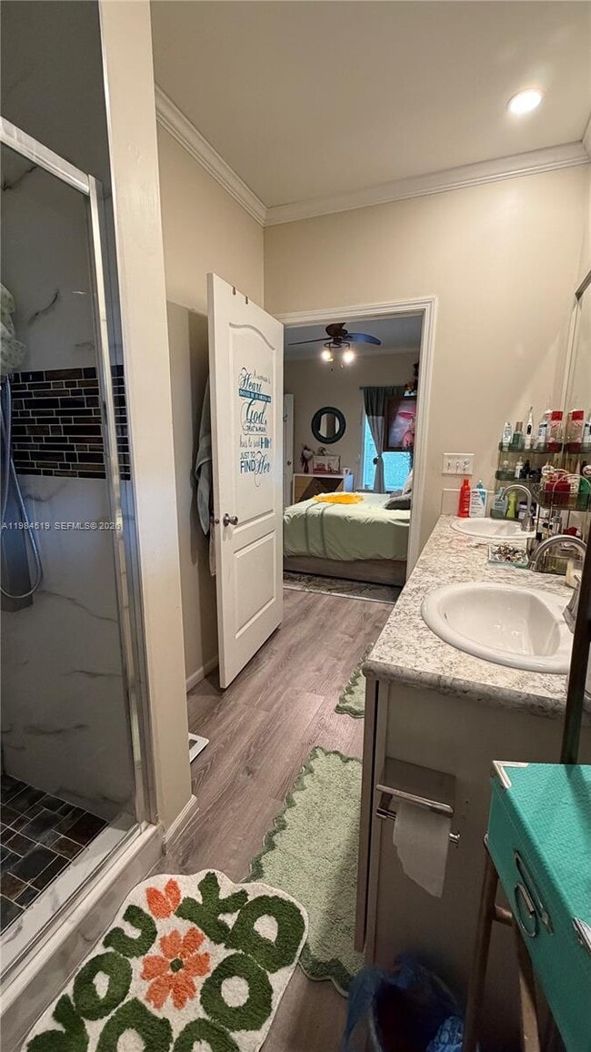 Building Photo - 4219 Royal Manor Blvd