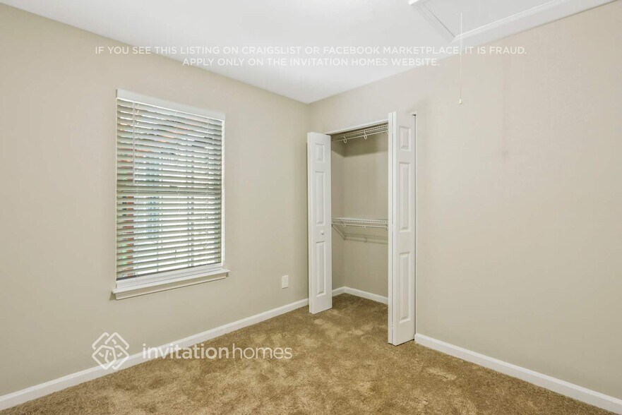 Building Photo - 3823 Landgraf Cove
