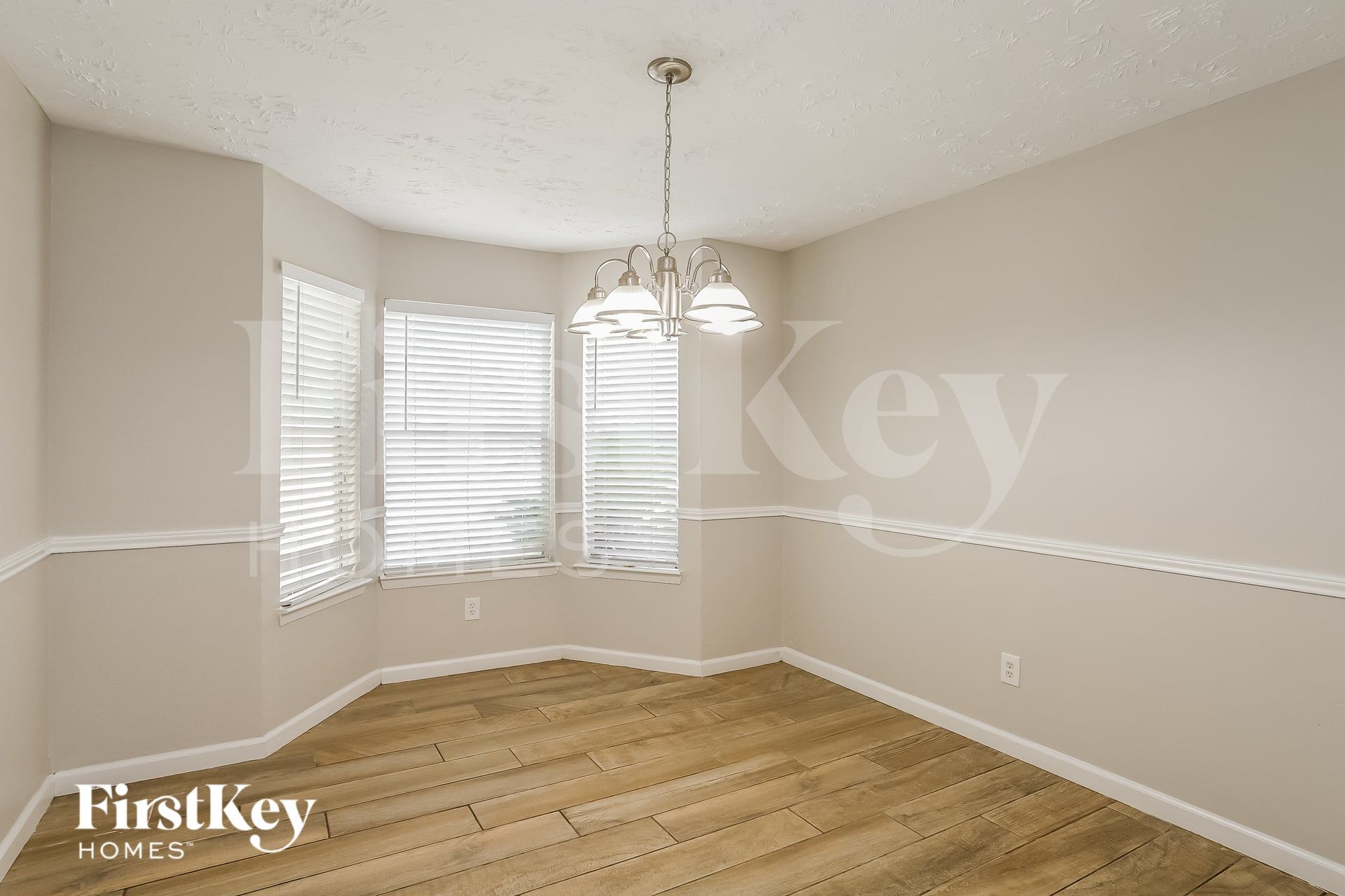 Building Photo - 20239 Misty Pines Dr