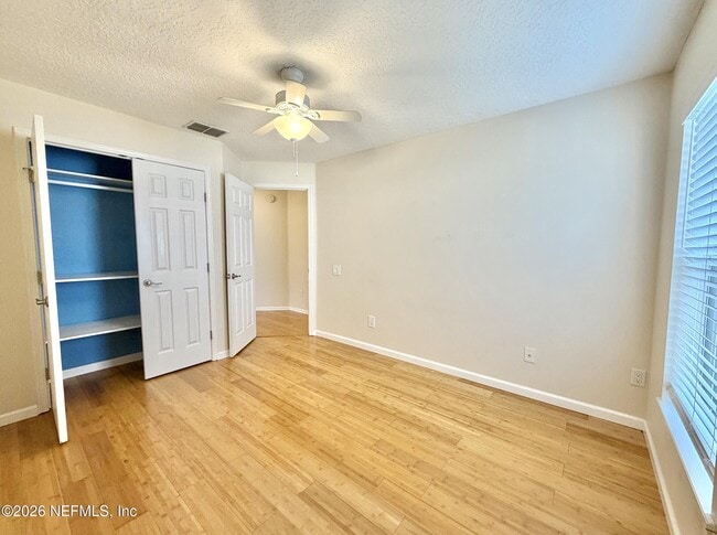 Building Photo - 12962 Brians Creek Dr