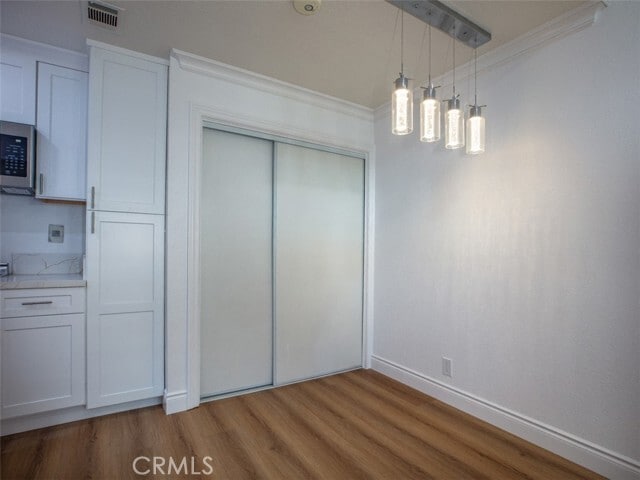 Building Photo - 4 Gavilan