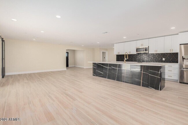 Building Photo - 2220 N 66th St