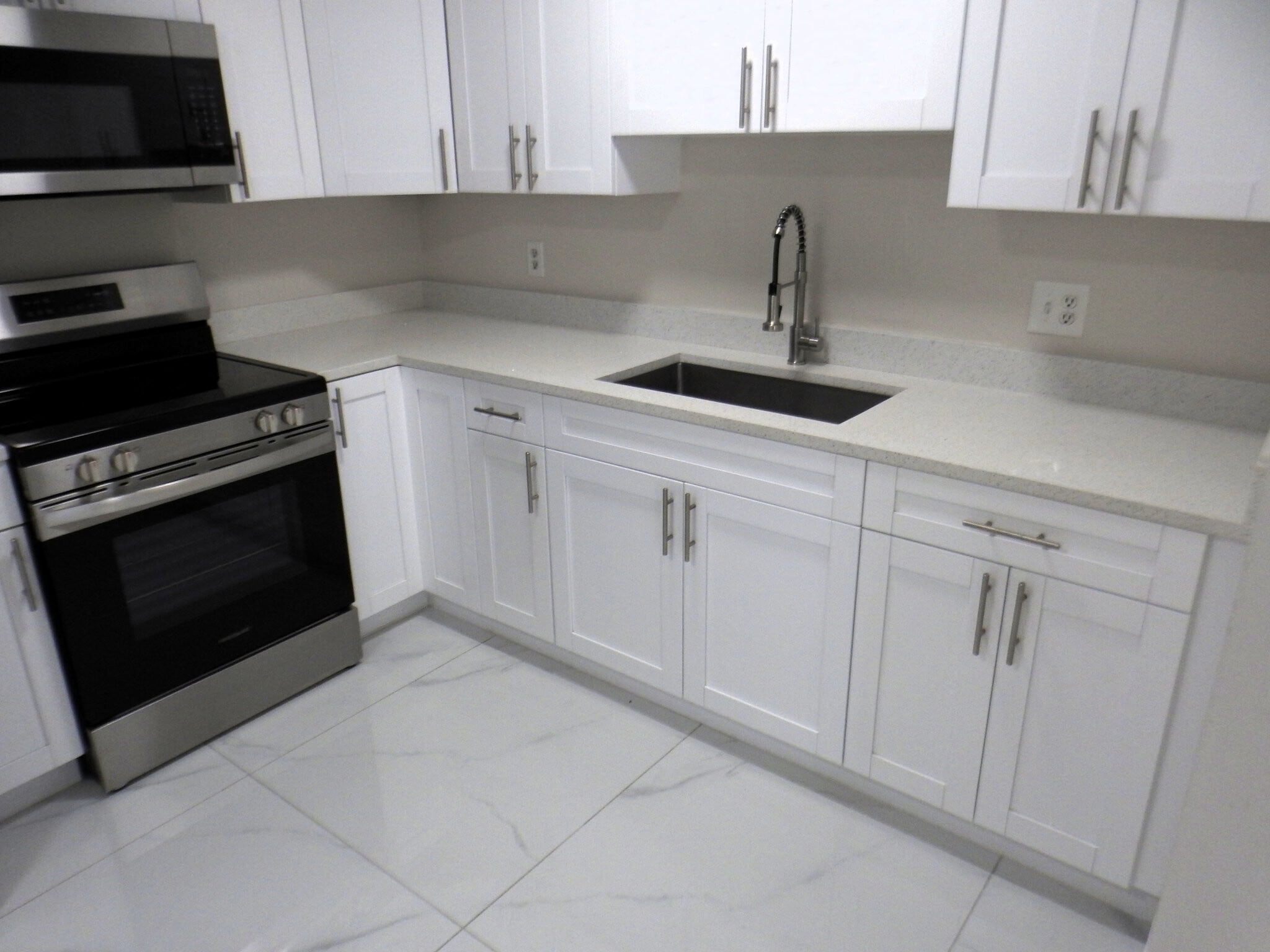 Building Photo - 4773 Orange Grove Blvd