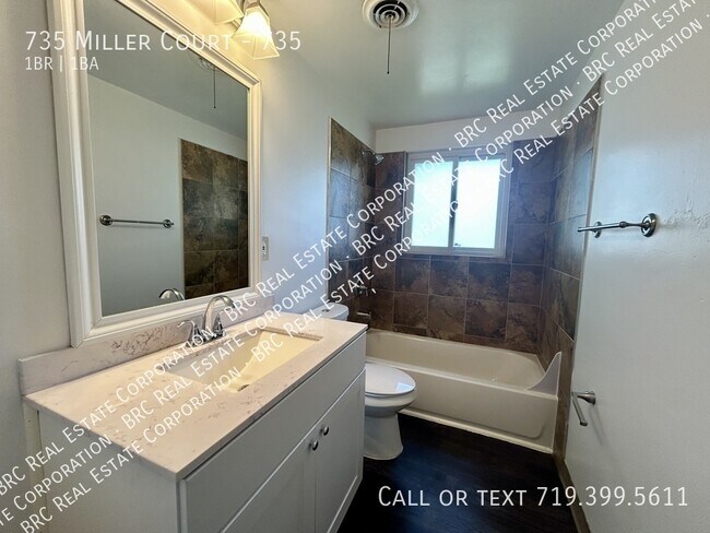Building Photo - 735 Miller Ct