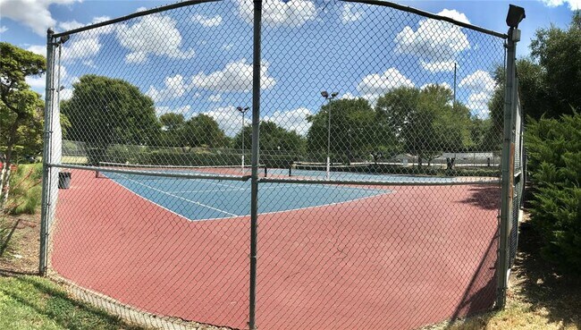 Building Photo - 9716 Sugar Hill Dr