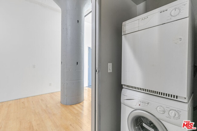 Building Photo - 420 San Pedro St