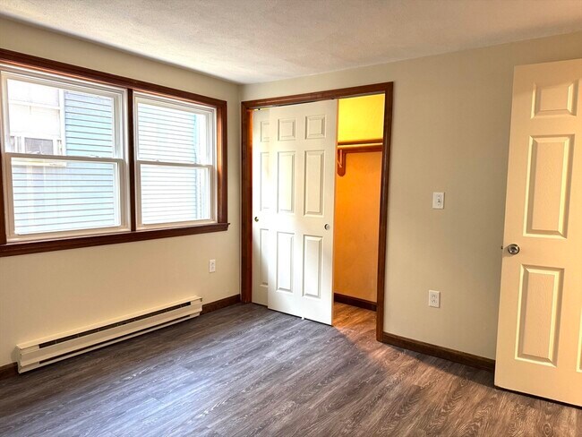 Building Photo - 484 Western Ave