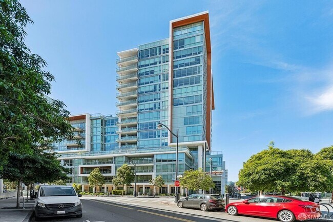 Building Photo - 708 Long Bridge St