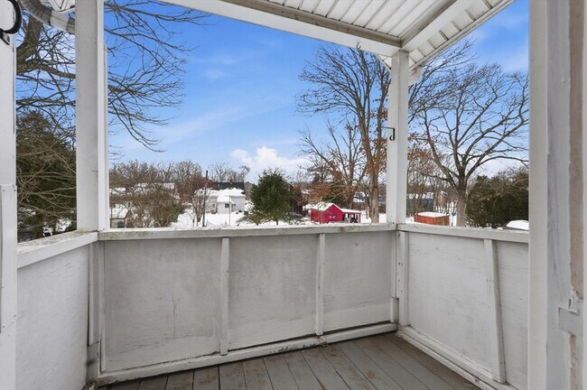 Building Photo - 26 Tower St