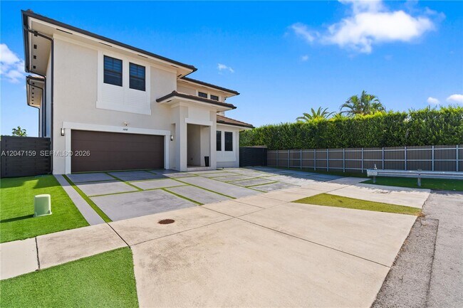 Building Photo - 14747 SW 38th Terrace