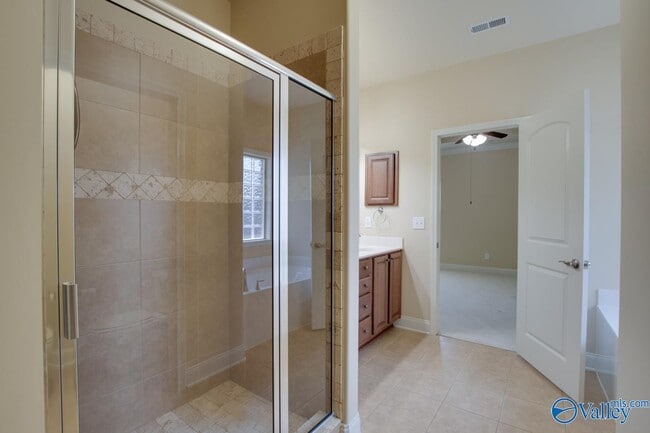 Building Photo - 2505 Caldwell Park Ct SE