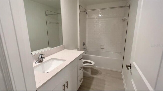 Building Photo - 8917 Little Bluestem Dr