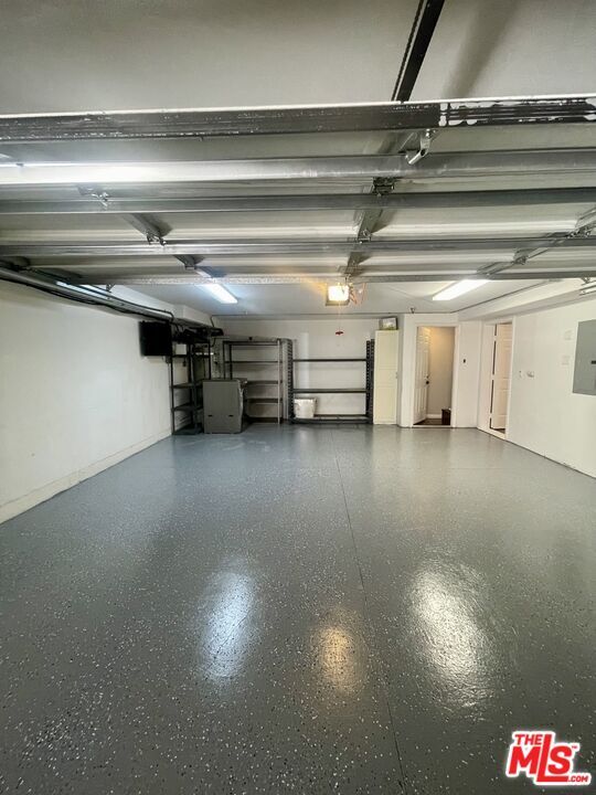 Building Photo - 909 S Gramercy Pl