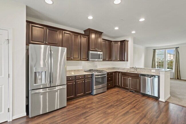 Building Photo - 6405 Walcott Ln