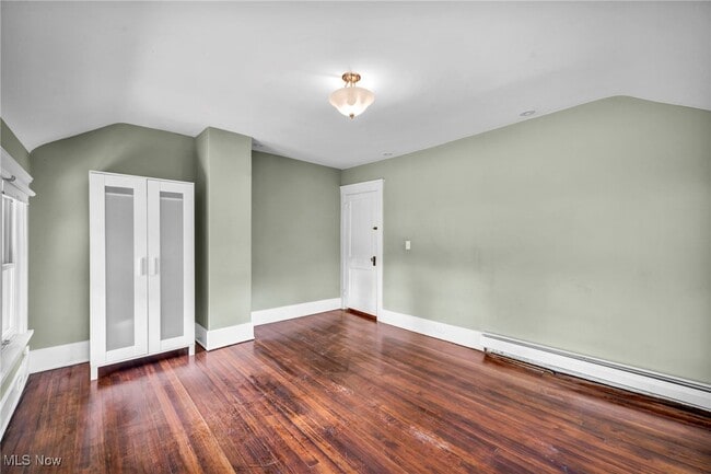 Building Photo - 22400 S Woodland Rd