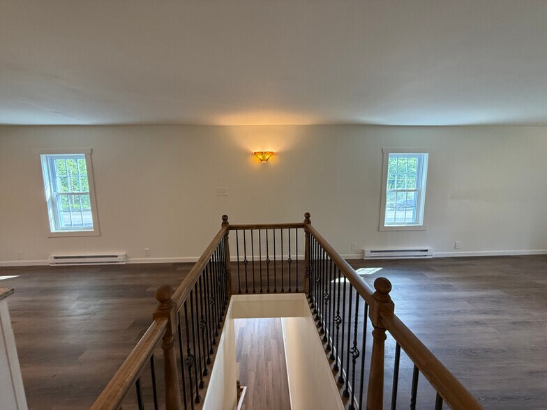 Building Photo - 1725 Allegheny Blvd