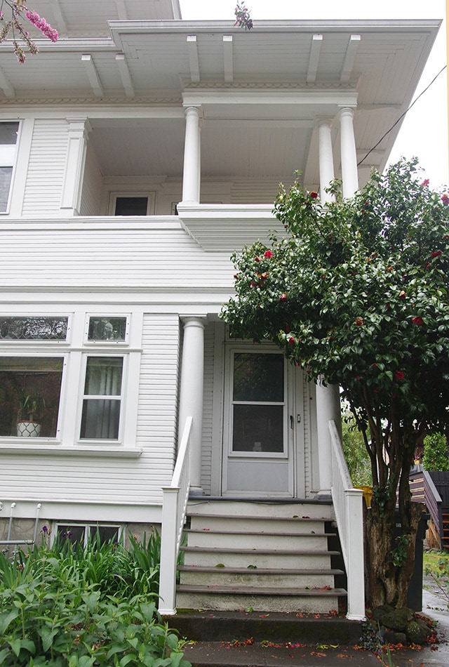 Building Photo - 1625 SE Pine St