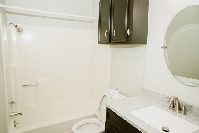 Building Photo - 6313 W Oxbow Cir