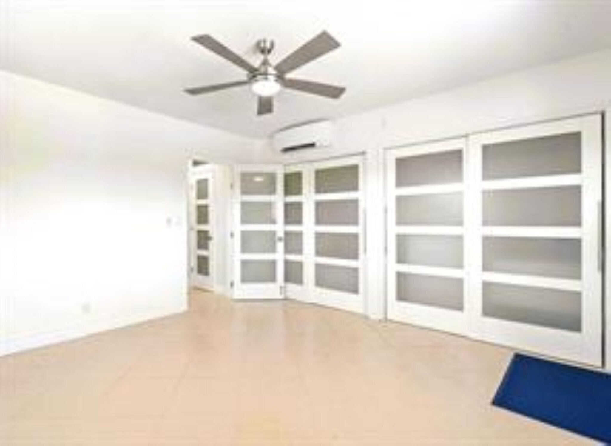 Building Photo - 2170 NE 51st Ct