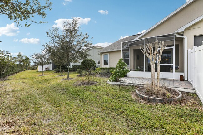 Building Photo - 7823 Loren Cove Dr