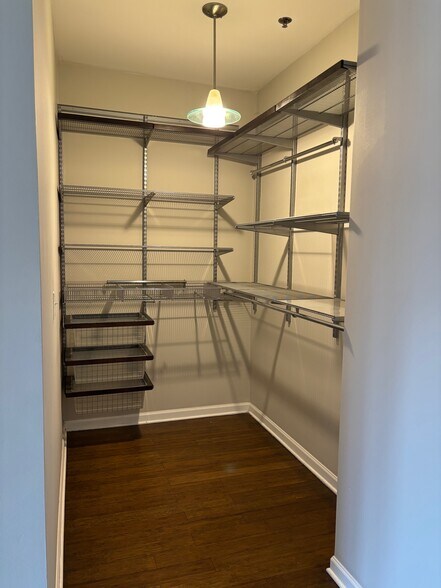Walk In Closet - 331 E 17th St