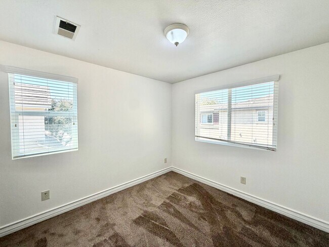 Building Photo - Charming 3 Bedroom 2.5 Bathroom Northstar Ranch Home with Spacious Layout & Community Amenities