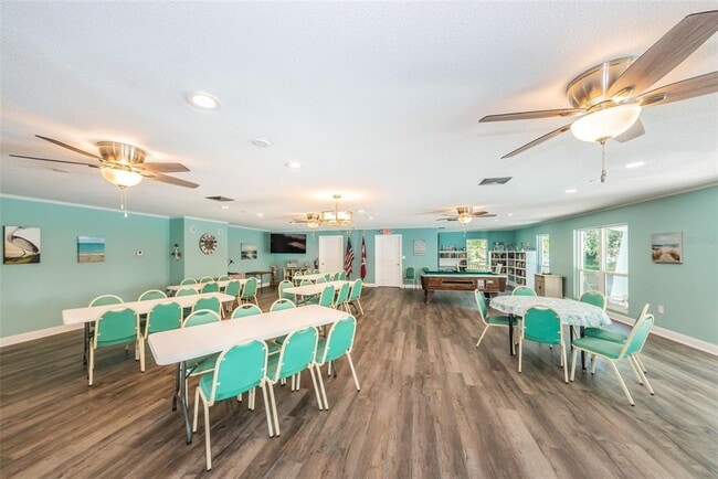 Building Photo - 1000 Crane Ct