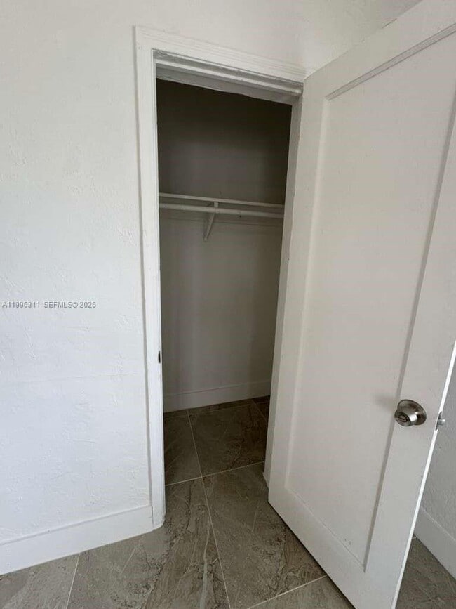 Building Photo - 9315 Little River Dr