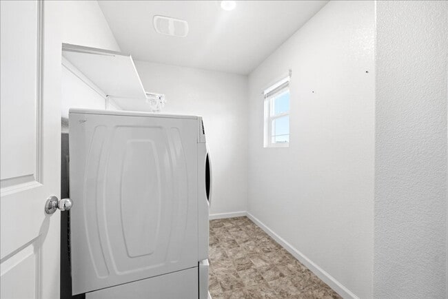 Building Photo - 3818 Fong Ranch Rd